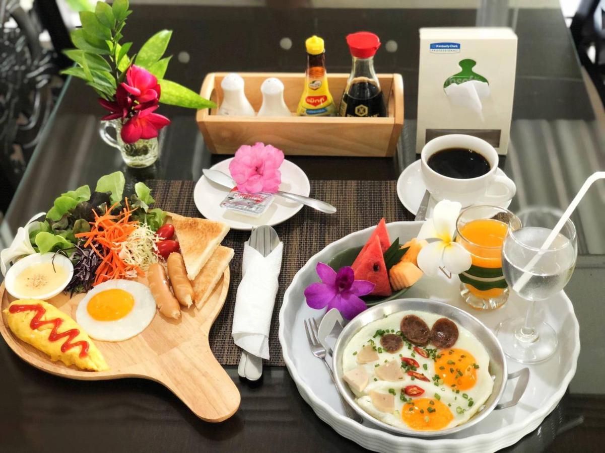 วินเนอร์ เซอร์วิส อพาร์ตเม้นท์ Aparthotel Si Maha Phot ภายนอก รูปภาพ