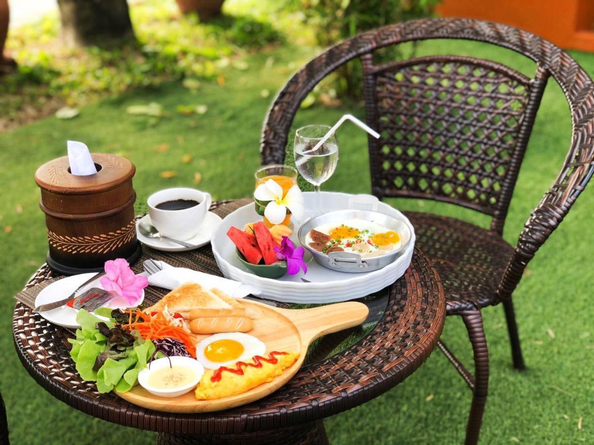 วินเนอร์ เซอร์วิส อพาร์ตเม้นท์ Aparthotel Si Maha Phot ภายนอก รูปภาพ